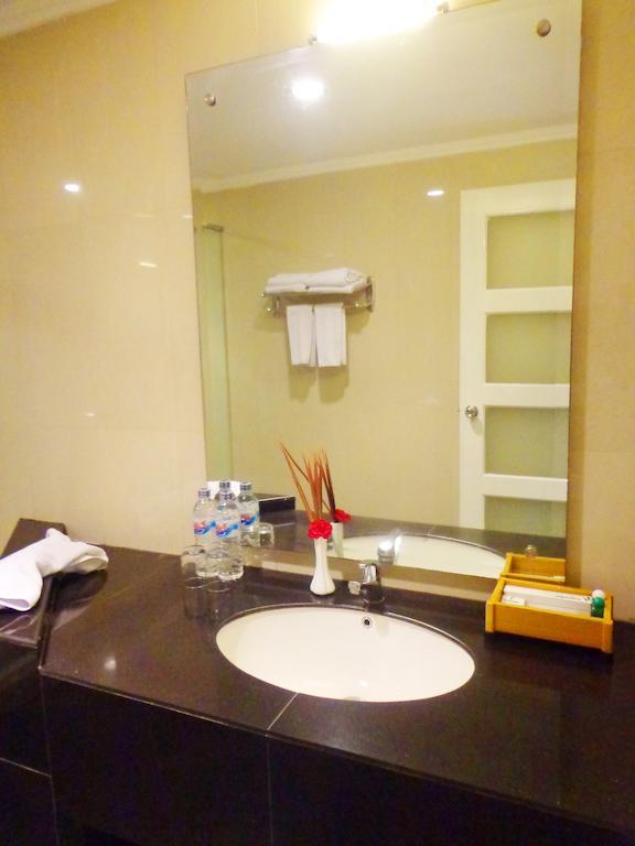 Sapadia Hotel Siantar Pematangsiantar Δωμάτιο φωτογραφία