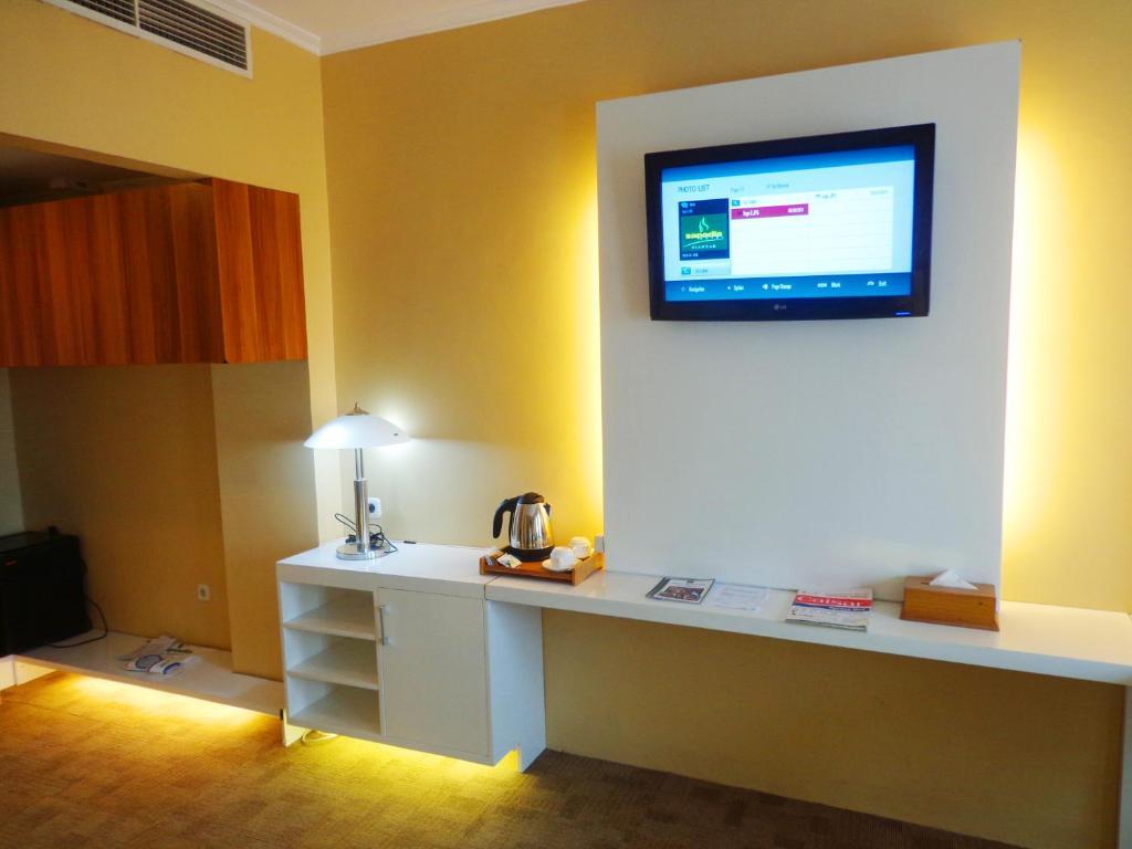 Sapadia Hotel Siantar Pematangsiantar Δωμάτιο φωτογραφία